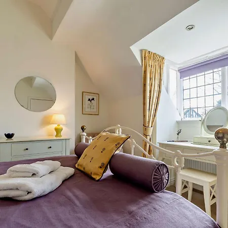2 Bed In 74981 Harrogate